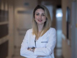 Güneşlenirken Dikkat Edin; Yaşlanmayı Hızlandırıyor