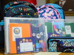 Sivas Belediyesinden Örnek Davranış, Okullar Açıldığında Tüm Sıralarda Hazırda Bulunacak