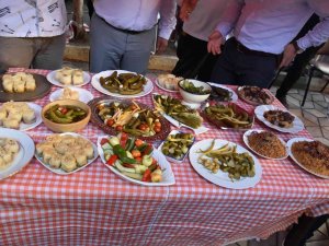 Hünerlerini Yaptıkları Yöresel Yemeklerle Sergilediler