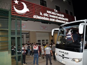 Kocaeli’de 401 Düzensiz Göçmen Sınır Dışı Edildi