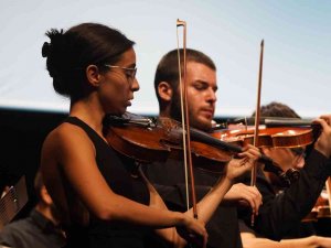 Balıkesir’de 100 Sanatçı 14 Konser Verdi