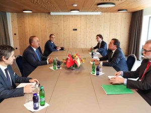 Bakan Çavuşoğlu, İ̇spanyol Mevkidaşı Bueno İle Bir Araya Geldi