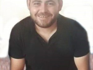 Otomobil İle Motosiklet Kafa Kafaya Çarpıştı: 1 Ölü