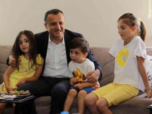 Vali Taşbilek’in Köy Ziyaretleri Devam Ediyor