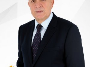 Başkan Pekmezci: “30 Ağustos Zafer Bayramını Tebrik Ediyor, Yüce Rabbimizden Aziz Şehitlerimize Rahmet Diliyorum”