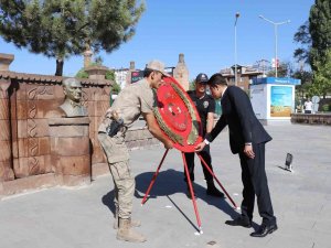 Ahlat’ta 30 Ağustos Zafer Bayramı Kutlandı