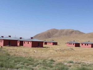 Iğdır’da Afet Evleri Yıkıma Terk Edildi