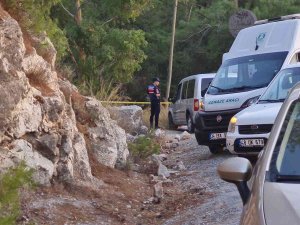 Cinayete Kurban Gencin Kimliği Tespit Edildi
