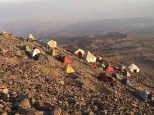 Ağrı Dağı’ndan Düşen Kayalar Dağcıları Korkuttu