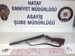 Hatay’da Pompalı Tüfekle Hırsızlık Yapan Şüpheli Yakalandı