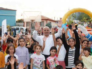 Çocuk Şenliklerinde Minikler Eğlencenin Doruğunu Yaşadı