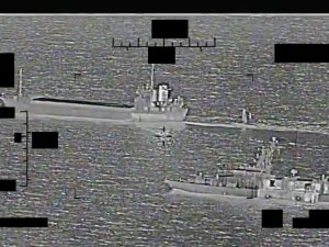 Abd Donanması, İ̇ran’ın Basra Körfezi’nde Abd’ye Ait İnsansız Gemiyi Ele Geçirme Girişimini Engelledi