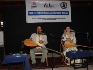 Ahlat’ta Aşıklar Gecesi Düzenlendi