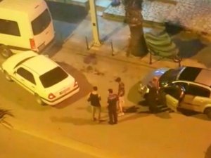 Alkollü Sürücü Önce Otomobile Ardından Polis Aracına Kafa Attı