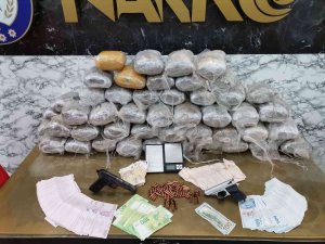 Bayrampaşa’da Zehir Tacirlerine Operasyon