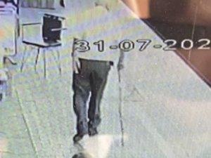 Fatih’te Yaşlı Adamı Bitkisel Hayata Sokan Kaza Kamerada: Elektrikli Scooter Yaşlı Adama Çarptı