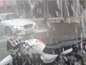 Tekirdağ’da Dolu Ve Sağanak Yağış