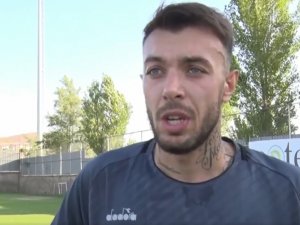 Es Elazığsporlu Futbolculardan Maça Davet