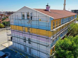 Meram Belediyesi İlçe Genelindeki Okulları Yeni Eğitim Yılı İçin Hazırlıyor