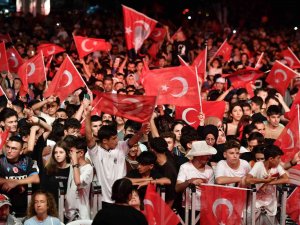 Tuzla’da 30 Ağustos Coşkusu Yaşandı