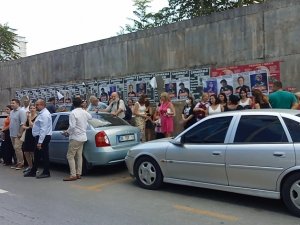Art Arda İki Depremin Ardından İ̇zmir’de Vatandaşlar Panik Yaşadı