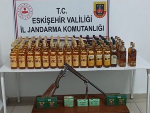 Eskişehir’de 92 Şişe Bandrolsüz Alkollü İçki Ele Geçirildi