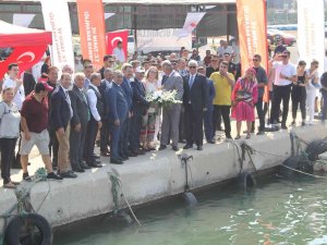 İ̇zmirli Balıkçılar “Vira Bismillah” Dedi