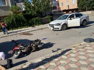 Çankırı’da Motosiklet İle Otomobil Çarptı: 1 Yaralı