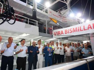 Trabzon’da Balıkçılar Dualarla ’Vira Bismillah’ Dedi