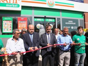 Ahlat’ta Tarım Kredi Kooperatif Marketi Törenle Hizmete Açıldı