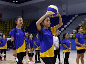 Yenimahalle Yıldız Sporcularını Arıyor