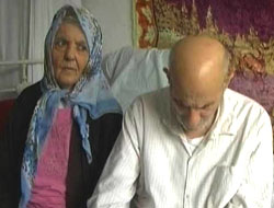 Yaşlı çift bakıcı arıyor