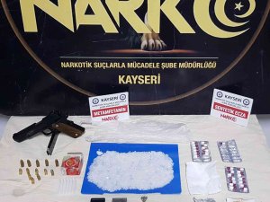 Uyuşturucu Taciri Kovalamaca Sonucu Yakalandı