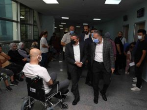 Vali Atay, Sağlık Kuruluşlarını İnceledi