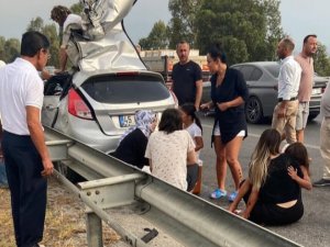 İ̇zmir’de Feci Kaza: Anne Hayatını Kaybetti, 3 Çocuk Yaralı