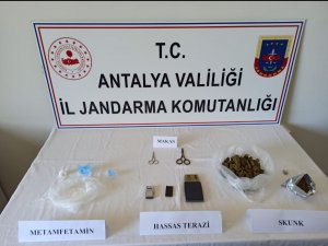 Yurt Dışına Kaçmayı Planlarken, Jandarma Kıskıvrak Yakaladı
