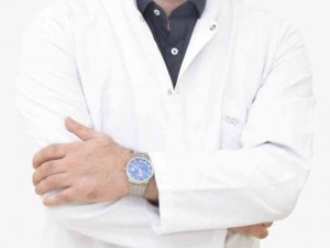 Doç. Dr. Bulğurcu: "Burun Yapısına Uygun Operasyon Teknikleri Tercih Edilmeli"