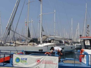 Deniz Süpürgeleri 45 Günde 5 Tondan Fazla Çöp Temizledi