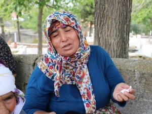 İ̇ki Ay Önce Nejla’nın Evliliği İçin Toplanan Sevenleri, Bu Defa Cenazesi İçin Toplandı
