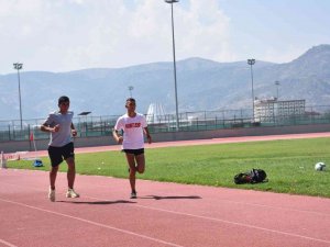 Genç Atletler, Türkiye Şampiyonası’na Hazırlanıyor