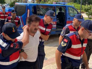 Karısının Boğazını Keserek Öldüren Eş Tutuklandı