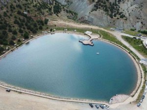 Ergan Dağı Muhteşem Göl Manzarasıyla Misafirlerini Ağırlıyor