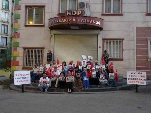 Terör Örgütü Pkk’ya Başkaldıran Ailelerin Evlat Nöbeti Dördüncü Yılında