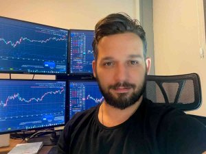 “Aylık En Yüksek Reel Getiri Devlet İ̇ç Borçlanma Senetleri’nde Oldu”