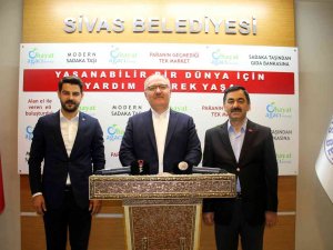 Sivas Belediyesinden Binlerce Aileye Maddi Eğitim Desteği