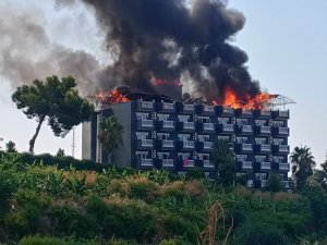 Alanya’da Korkutan Otel Yangını