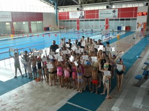 Yüzme Ve Voleybolda Katılım Sertifika Töreni Gerçekleştirildi