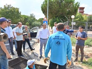 Demirci’deki Sel Felaketinin Yaraları Büyükşehir Tarafından Sarılıyor