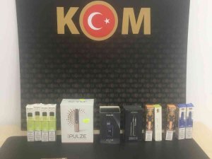 Edirne’de Kaçak Elektronik Sigara Ve Tütün Ele Geçirildi