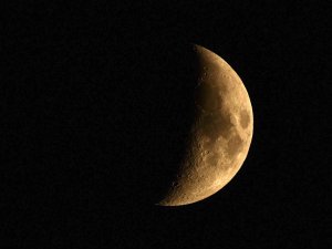 Ahlat’ta ‘Yeni Ay’ Hayran Bıraktı